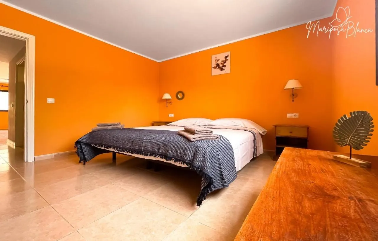 B-Rent Mariposa Private Garden Apartment Corralejo 0*,  Spain