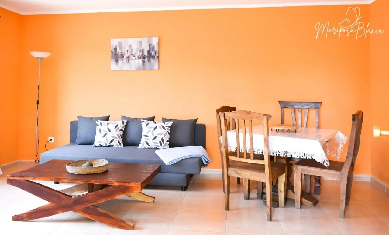 B-Rent Mariposa Private Garden Apartment Corralejo Spain