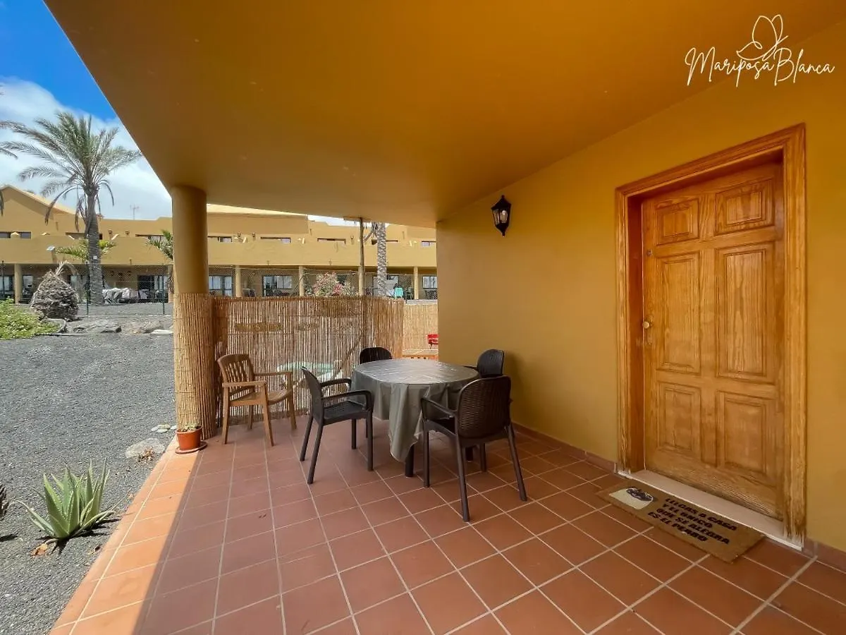 B-Rent Mariposa Private Garden Apartment Corralejo 0*,  Spain
